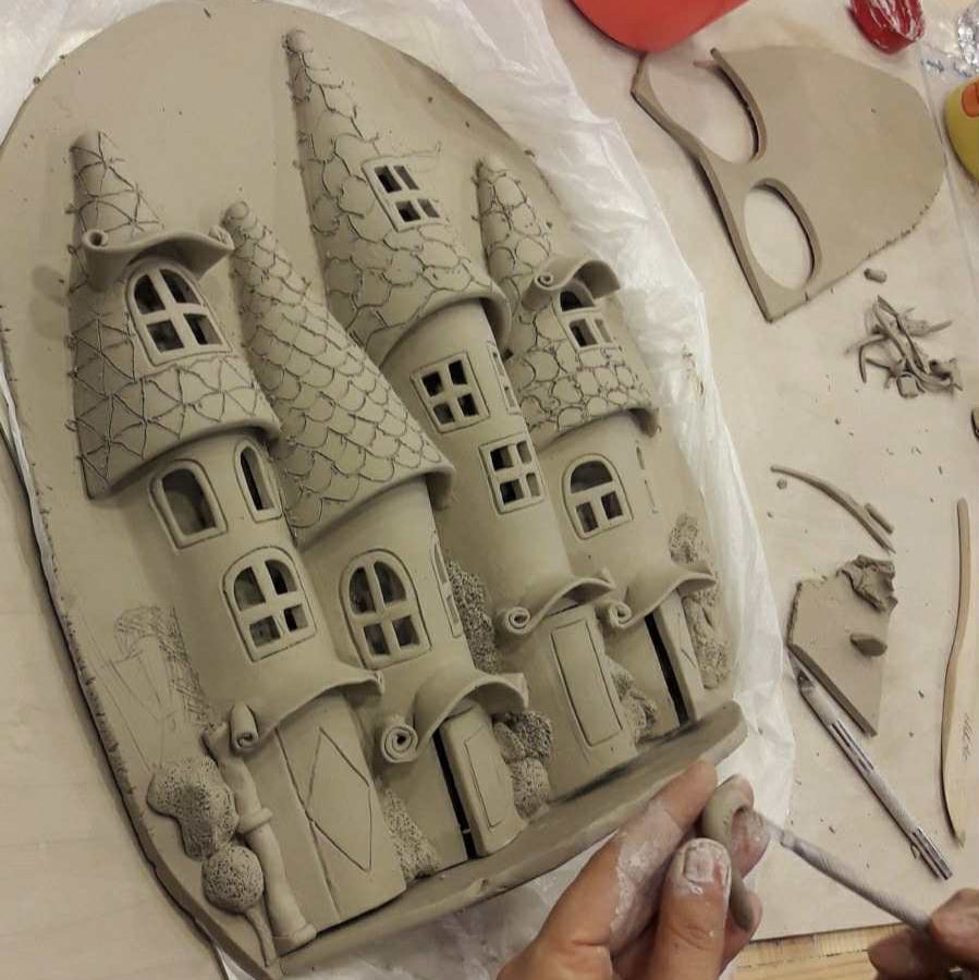 September Kids 2-day workshop - Wall Hanging Castle Village