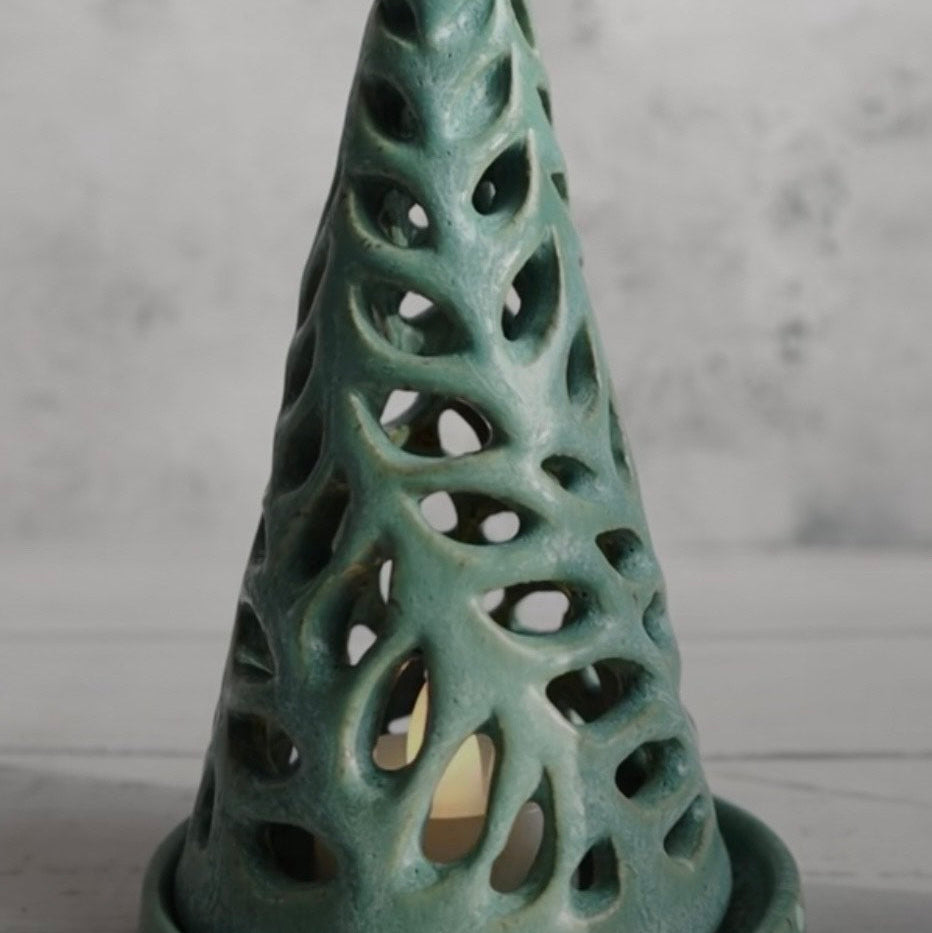 November Teens 1-day workshop - Carved Christmas Tree